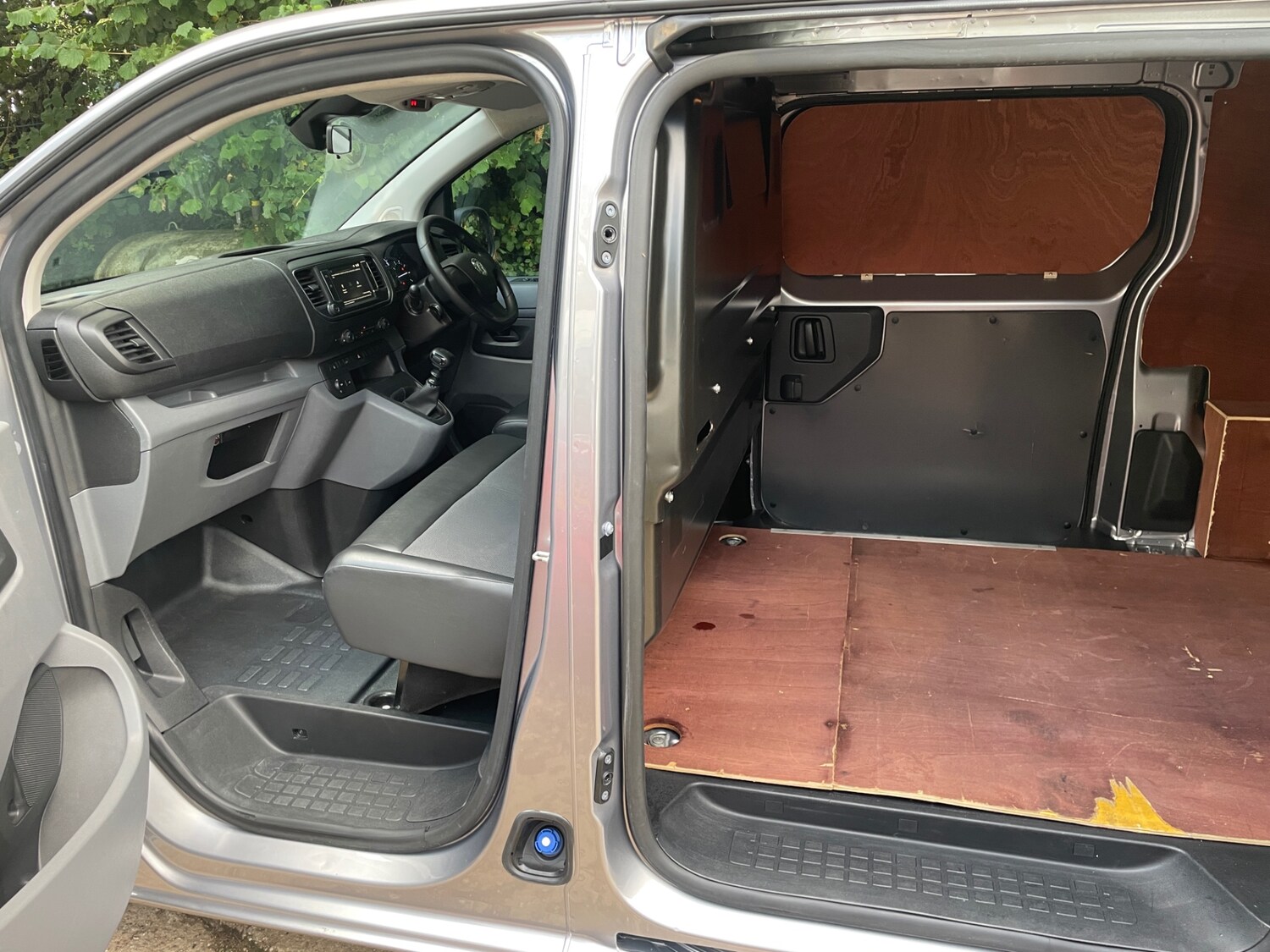 Used Vauxhall Vivaro 2020 for sale - 76075643: Photo 8