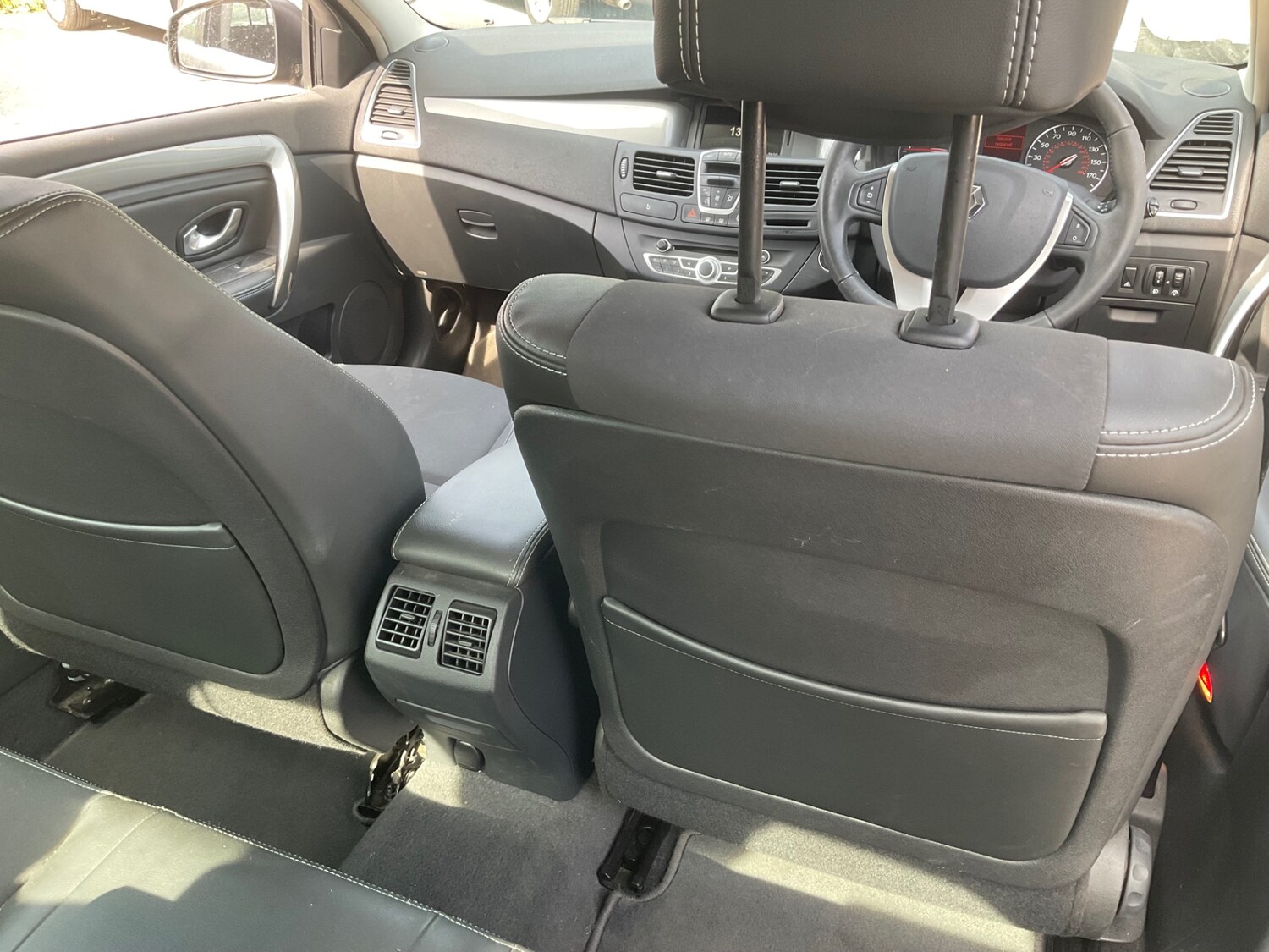 Used Renault Laguna 2011 for sale - 77504679: Photo 15