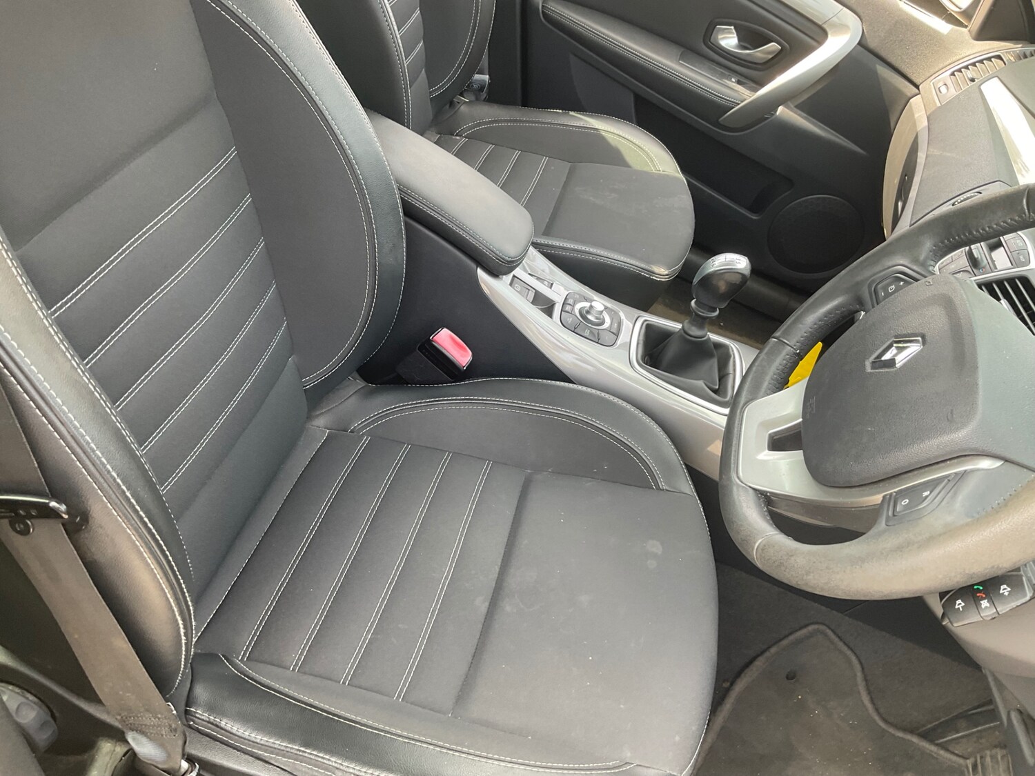 Used Renault Laguna 2011 for sale - 77504679: Photo 17