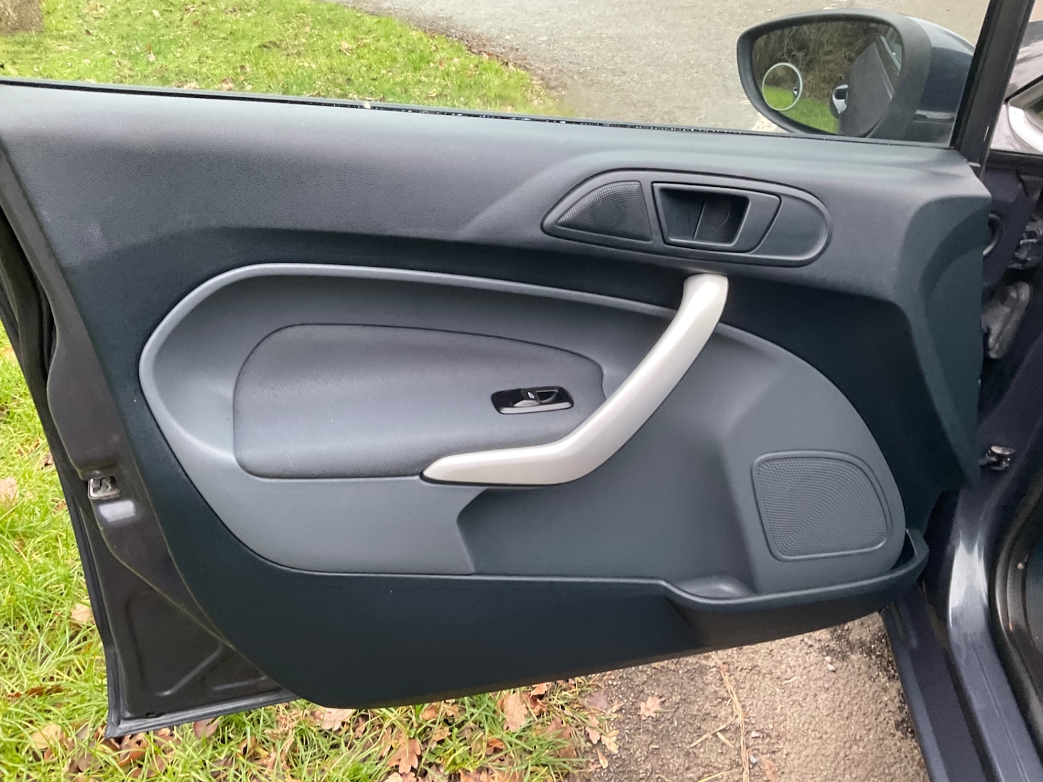 Used Ford Fiesta 2011 for sale - 77431948: Photo 10