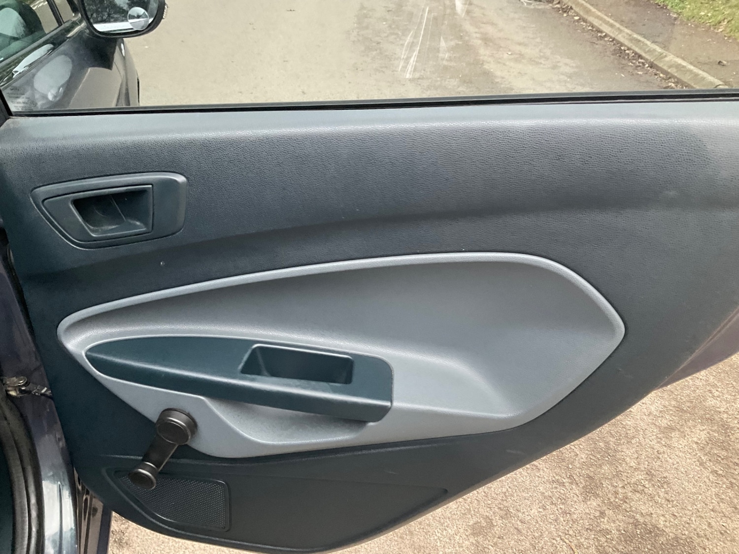 Used Ford Fiesta 2011 for sale - 77431948: Photo 16