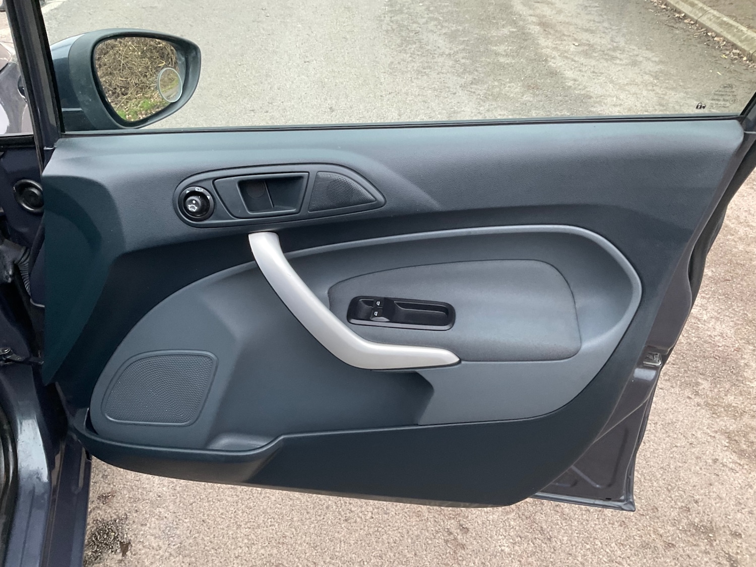 Used Ford Fiesta 2011 for sale - 77431948: Photo 19