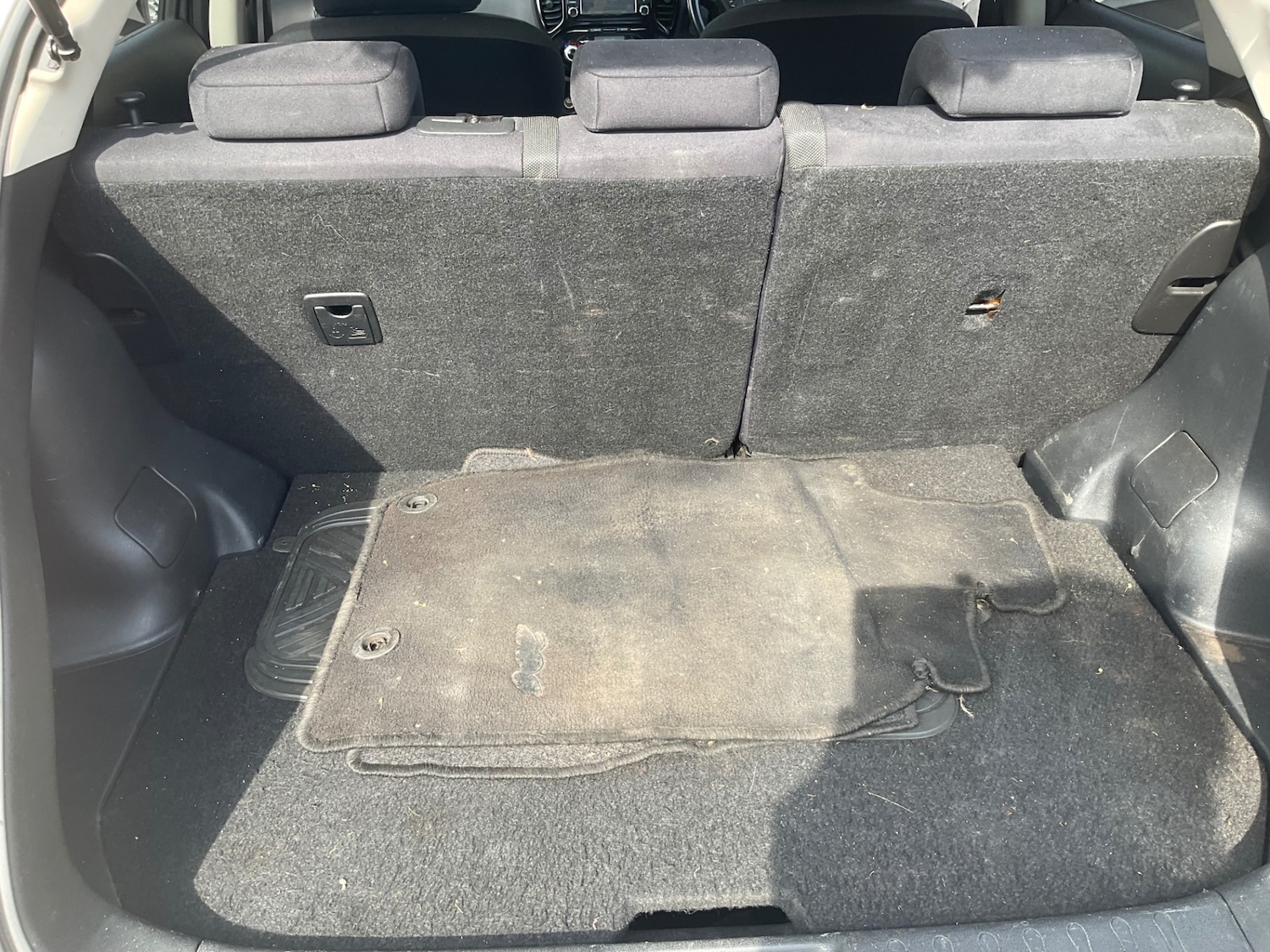 Used Renault Laguna 2011 for sale - 76518537: Photo 14