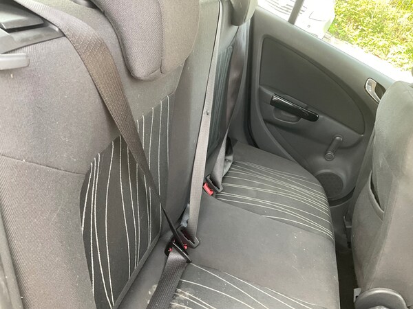 Used Vauxhall Corsa 2010 for sale - 76030270: Photo 22