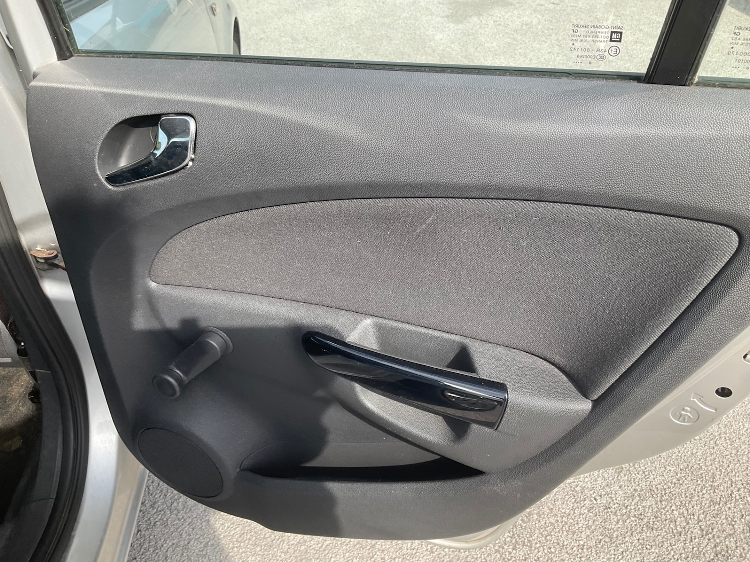 Used Vauxhall Corsa 2010 for sale - 76030270: Photo 24