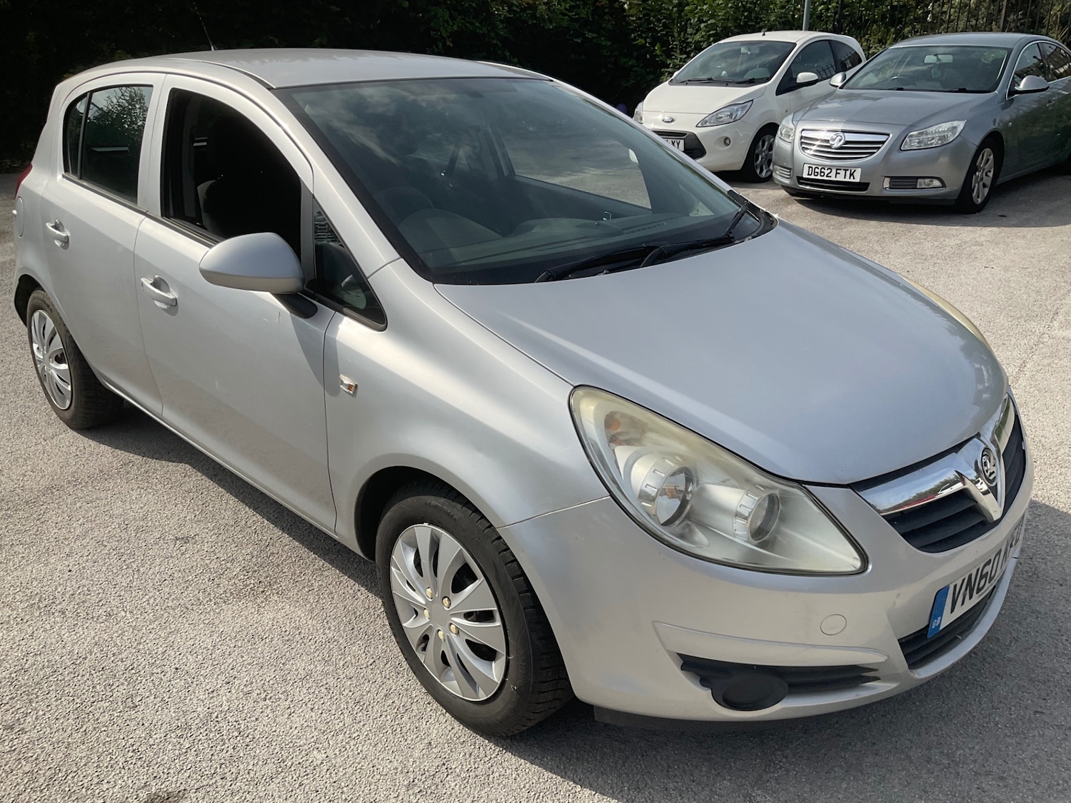 Used Vauxhall Corsa 2010 for sale - 76030270: Photo 3