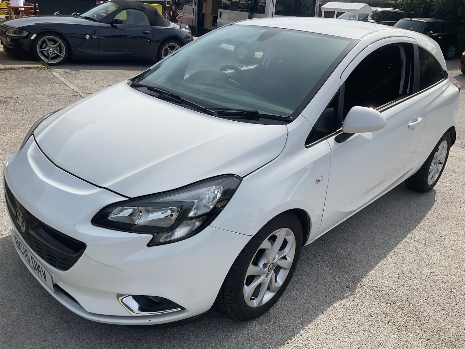 Used Vauxhall Corsa 2016 for sale - 76090751: Photo 1