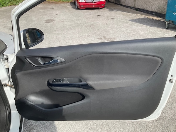 Used Vauxhall Corsa 2016 for sale - 76090751: Photo 17