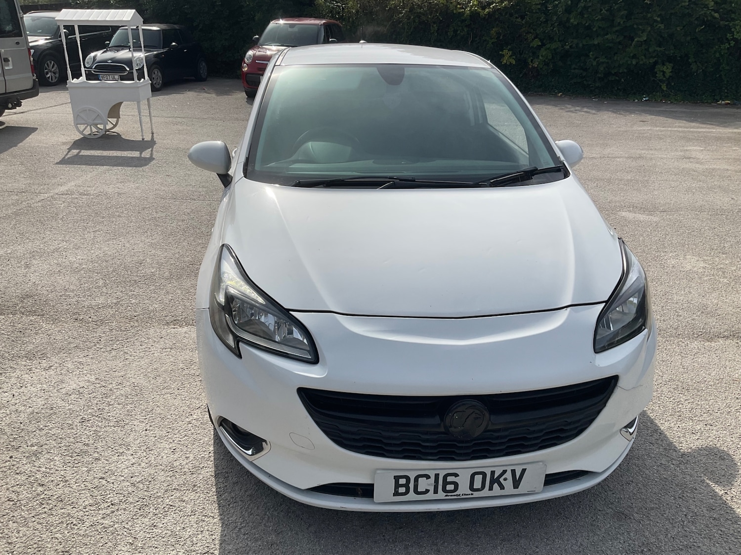 Used Vauxhall Corsa 2016 for sale - 76090751: Photo 2
