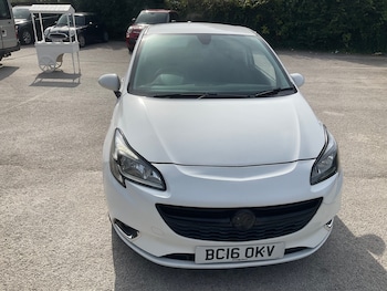 Used Vauxhall Corsa 2016 for sale - 76090751: Photo 2