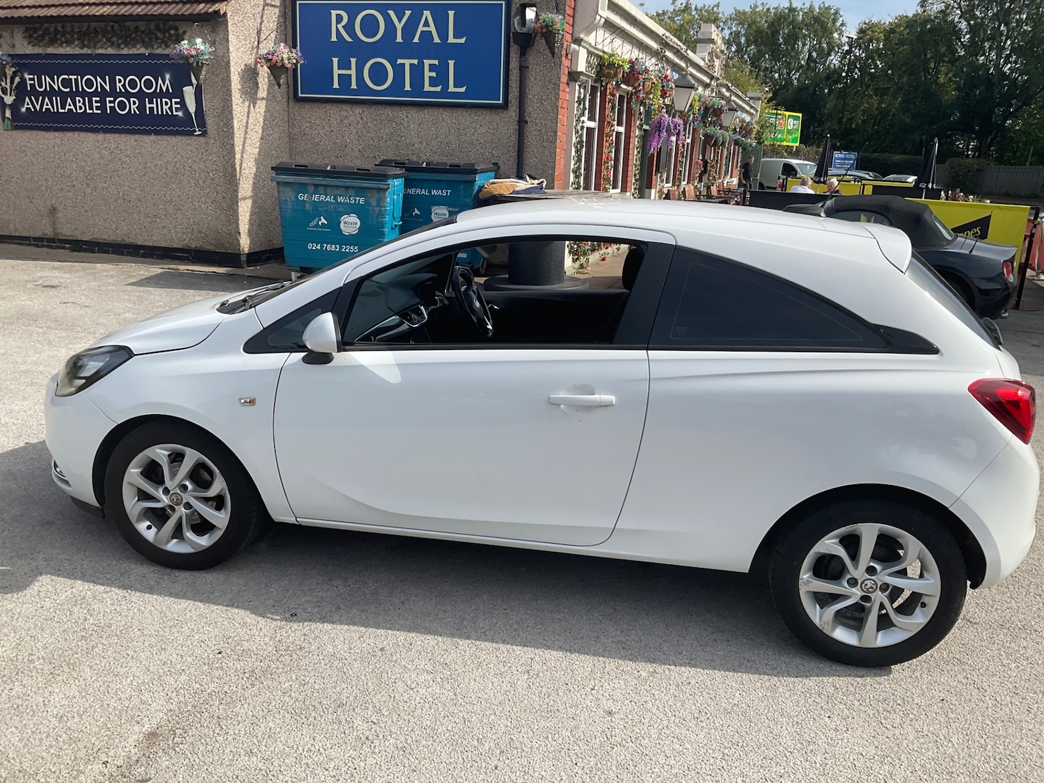 Used Vauxhall Corsa 2016 for sale - 76090751: Photo 5
