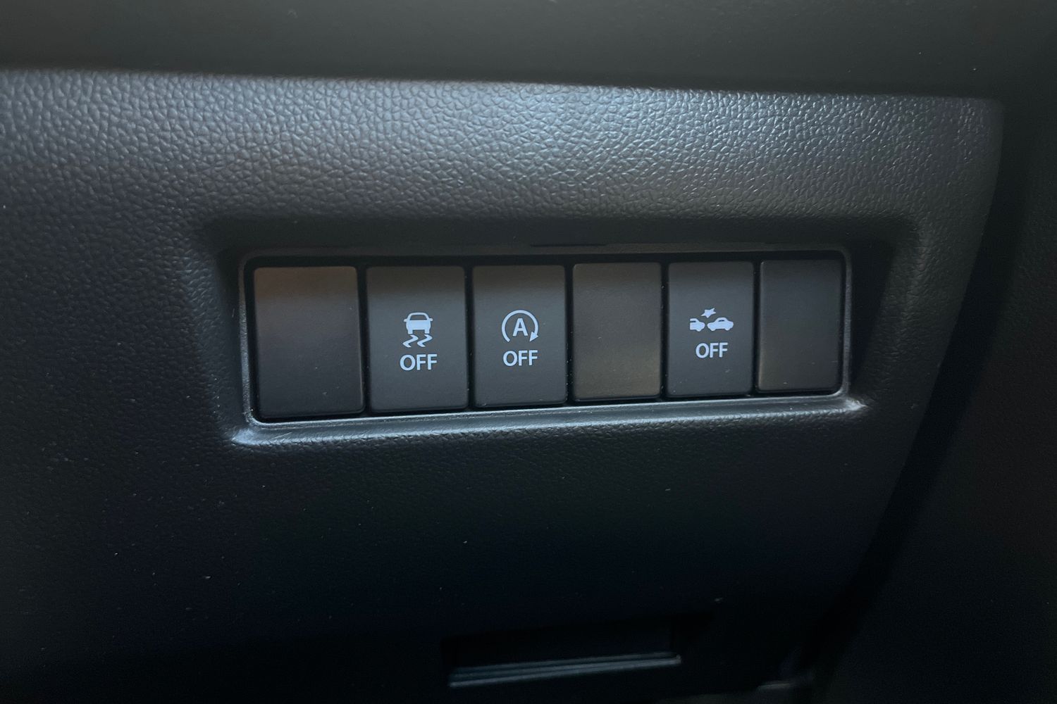 Used Suzuki Swift 2023 for sale - 75874093: Photo 28