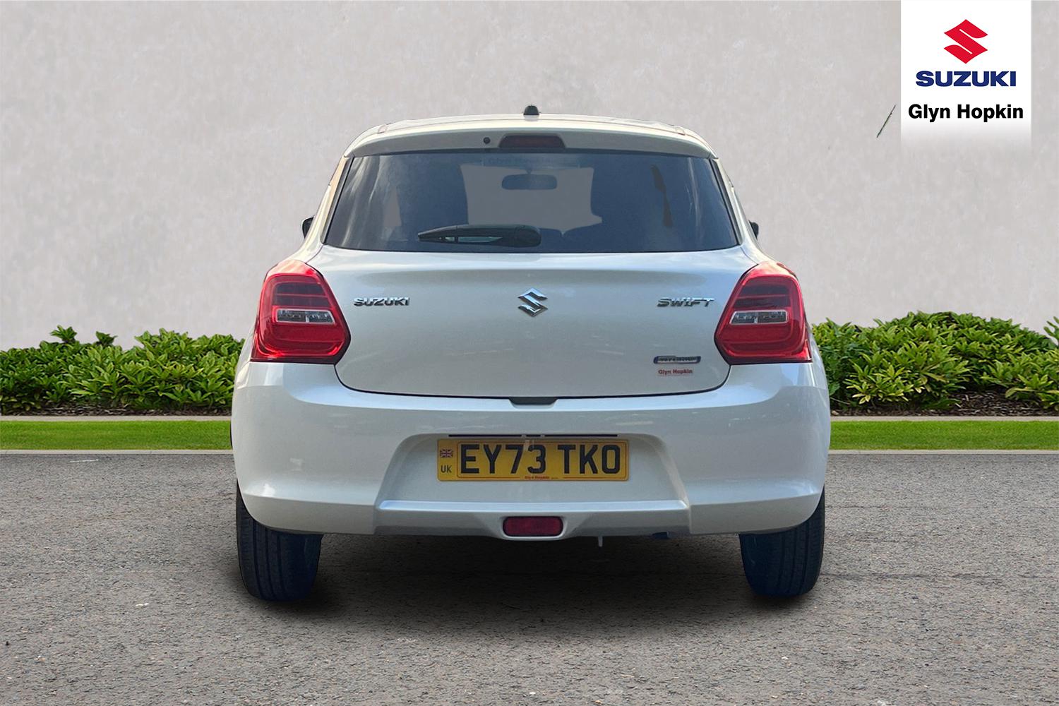 Used Suzuki Swift 2023 for sale - 75874093: Photo 4