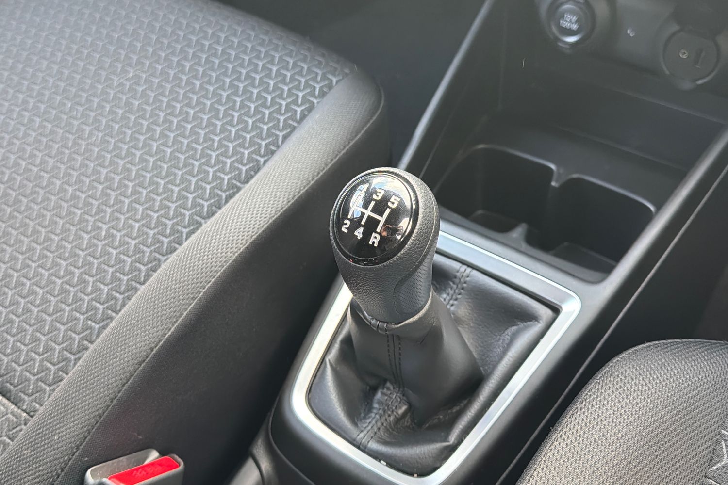 Used Suzuki Swift 2024 for sale - 77588456: Photo 14