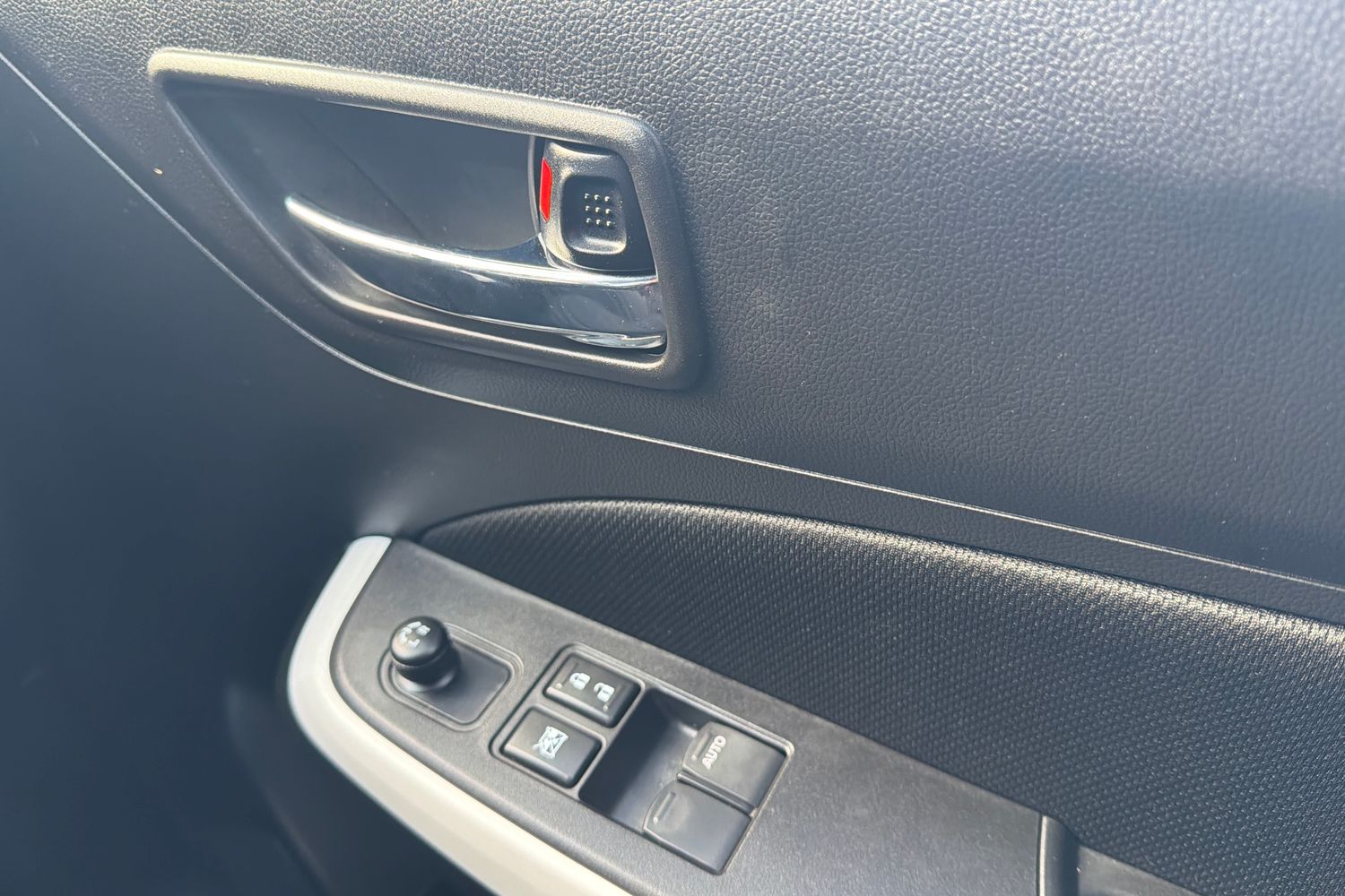 Used Suzuki Swift 2024 for sale - 77588456: Photo 16