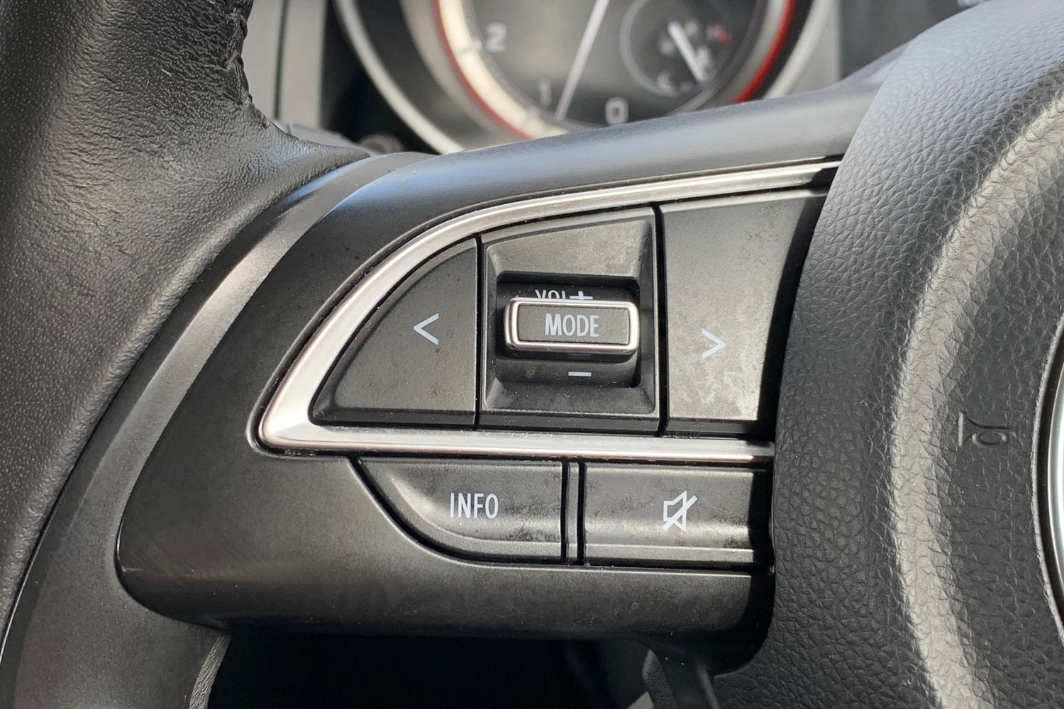 Used Suzuki Swift 2023 for sale - 75917012: Photo 21