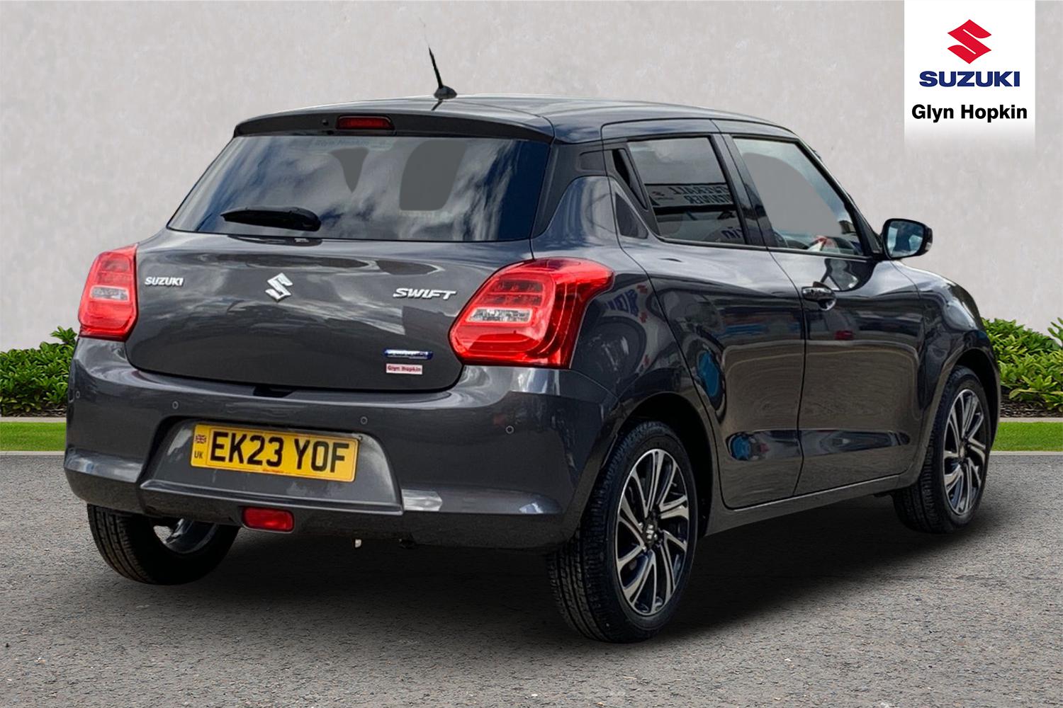 Used Suzuki Swift 2023 for sale - 75917012: Photo 3