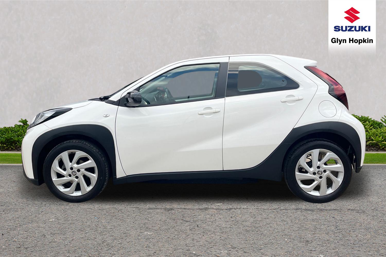 Used Toyota Aygo X 2022 for sale - 75916937: Photo 6