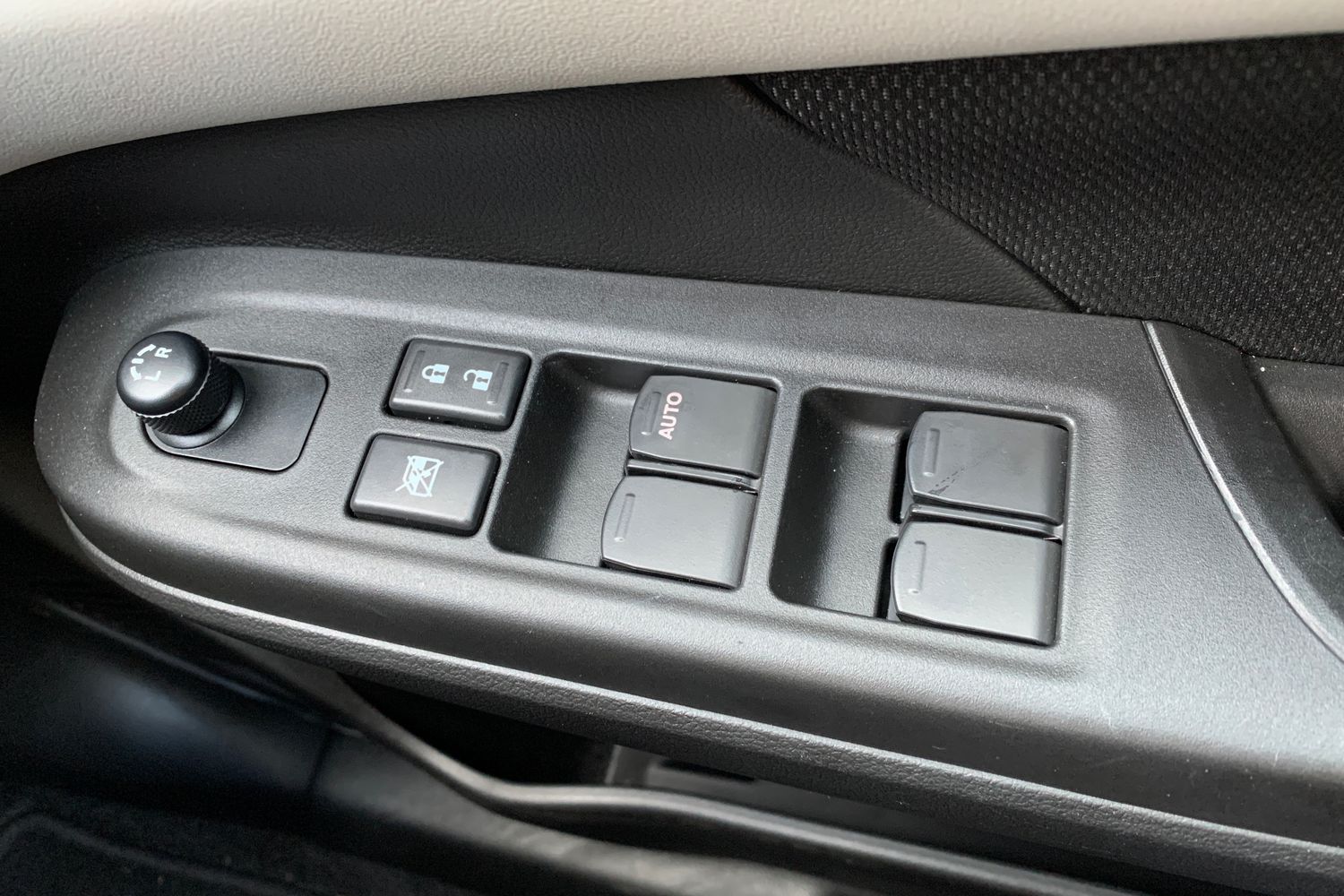 Used Suzuki Swift 2024 for sale - 77133857: Photo 16