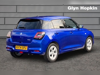 Used Suzuki Swift 2024 for sale - 77133857: Photo