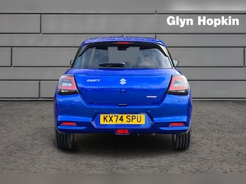 Used Suzuki Swift 2024 for sale - 77133857: Photo