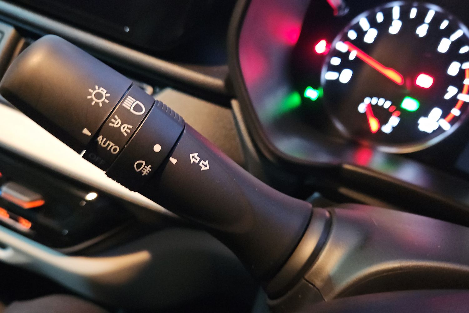 Used Suzuki Swift 2024 for sale - 77786104: Photo 33