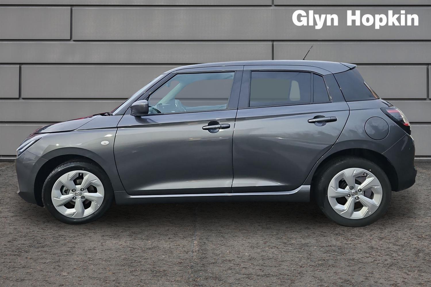 Used Suzuki Swift 2024 for sale - 77786104: Photo 6