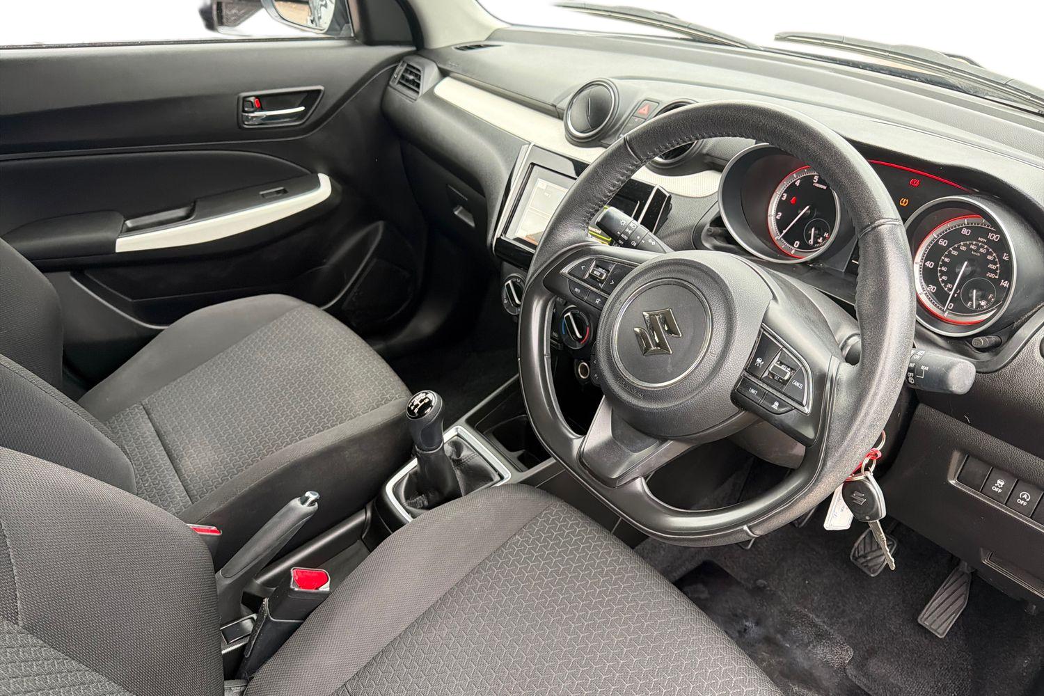 Used Suzuki Swift 2022 for sale - 76773272: Photo 10