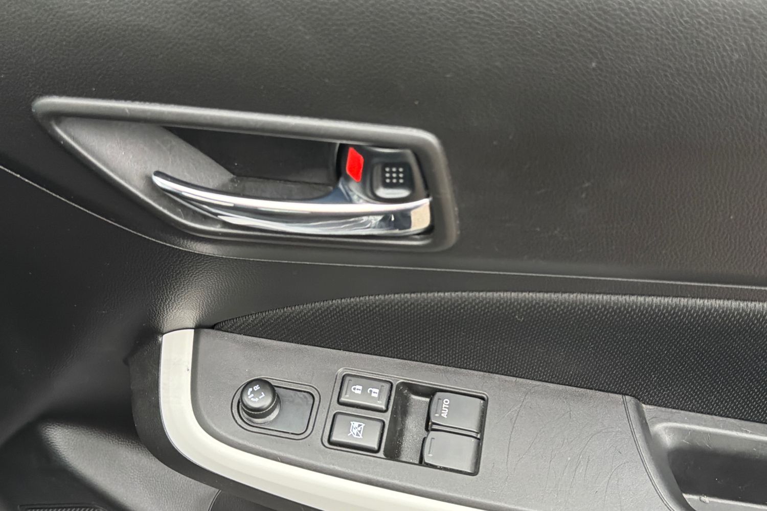 Used Suzuki Swift 2022 for sale - 76773272: Photo 16