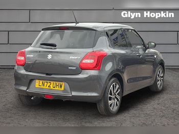 Used Suzuki Swift 2022 for sale - 76773272: Photo