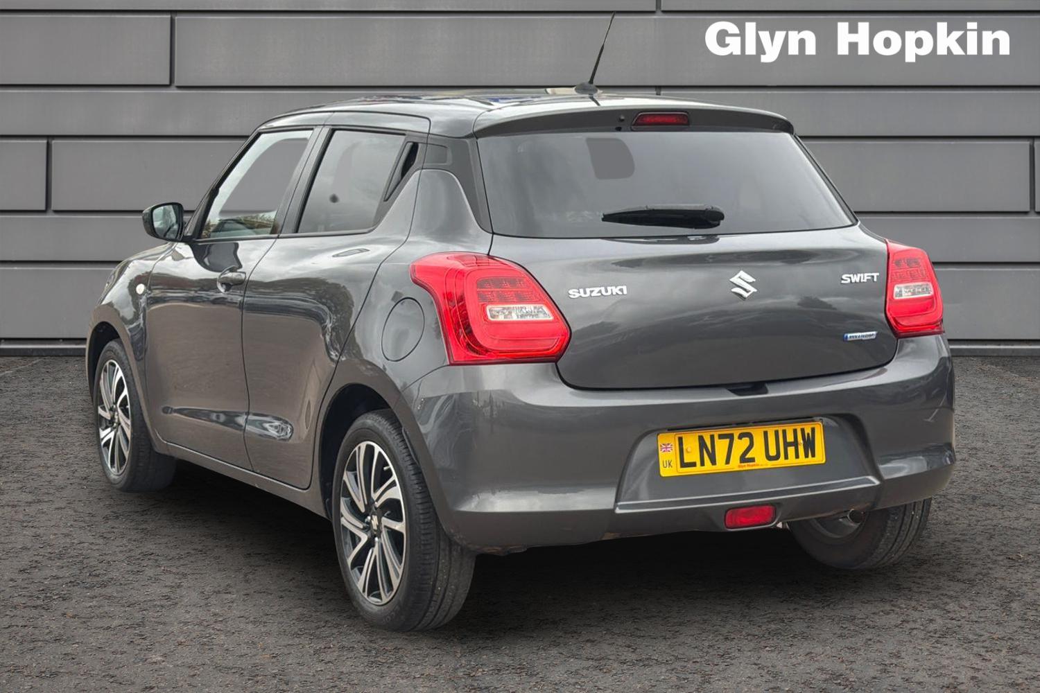 Used Suzuki Swift 2022 for sale - 76773272: Photo 5