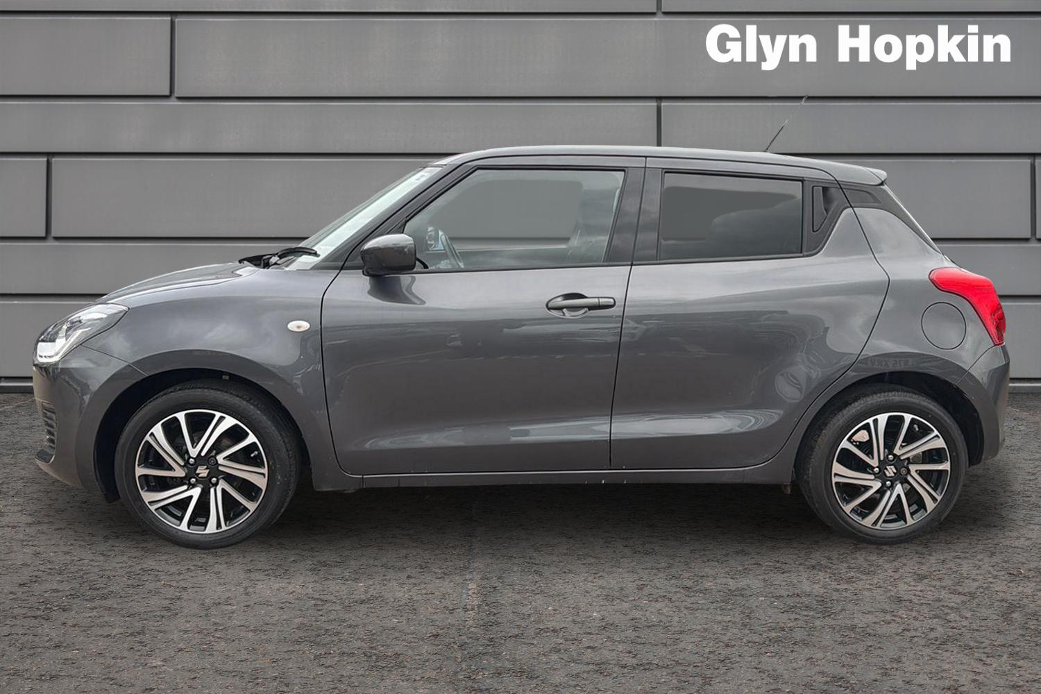 Used Suzuki Swift 2022 for sale - 76773272: Photo 6