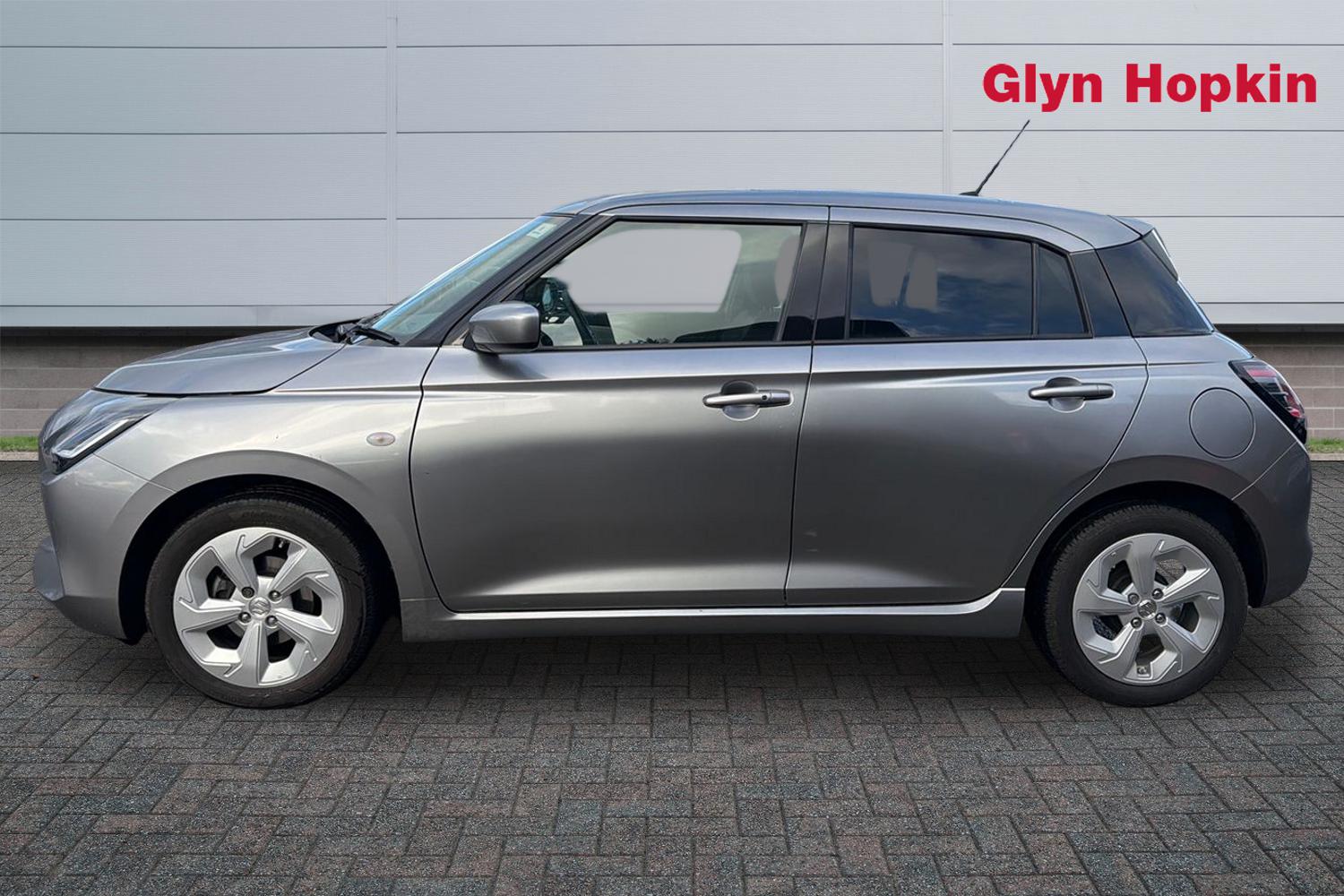 Used Suzuki Swift 2024 for sale - 78008985: Photo 6