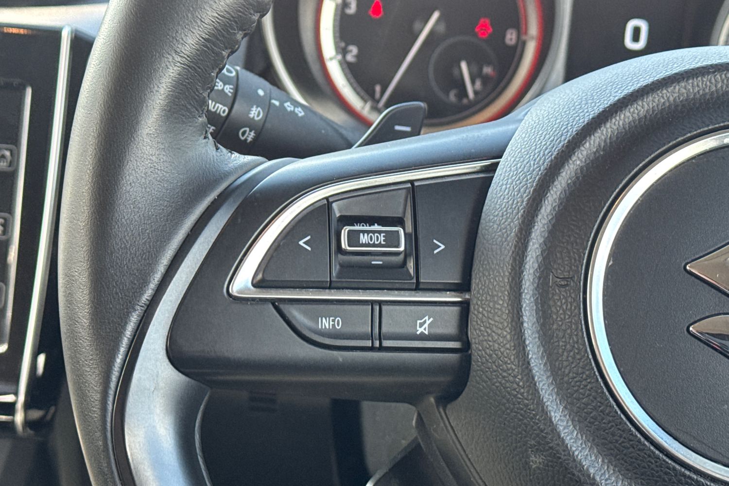 Used Suzuki Swift 2023 for sale - 76154851: Photo 21