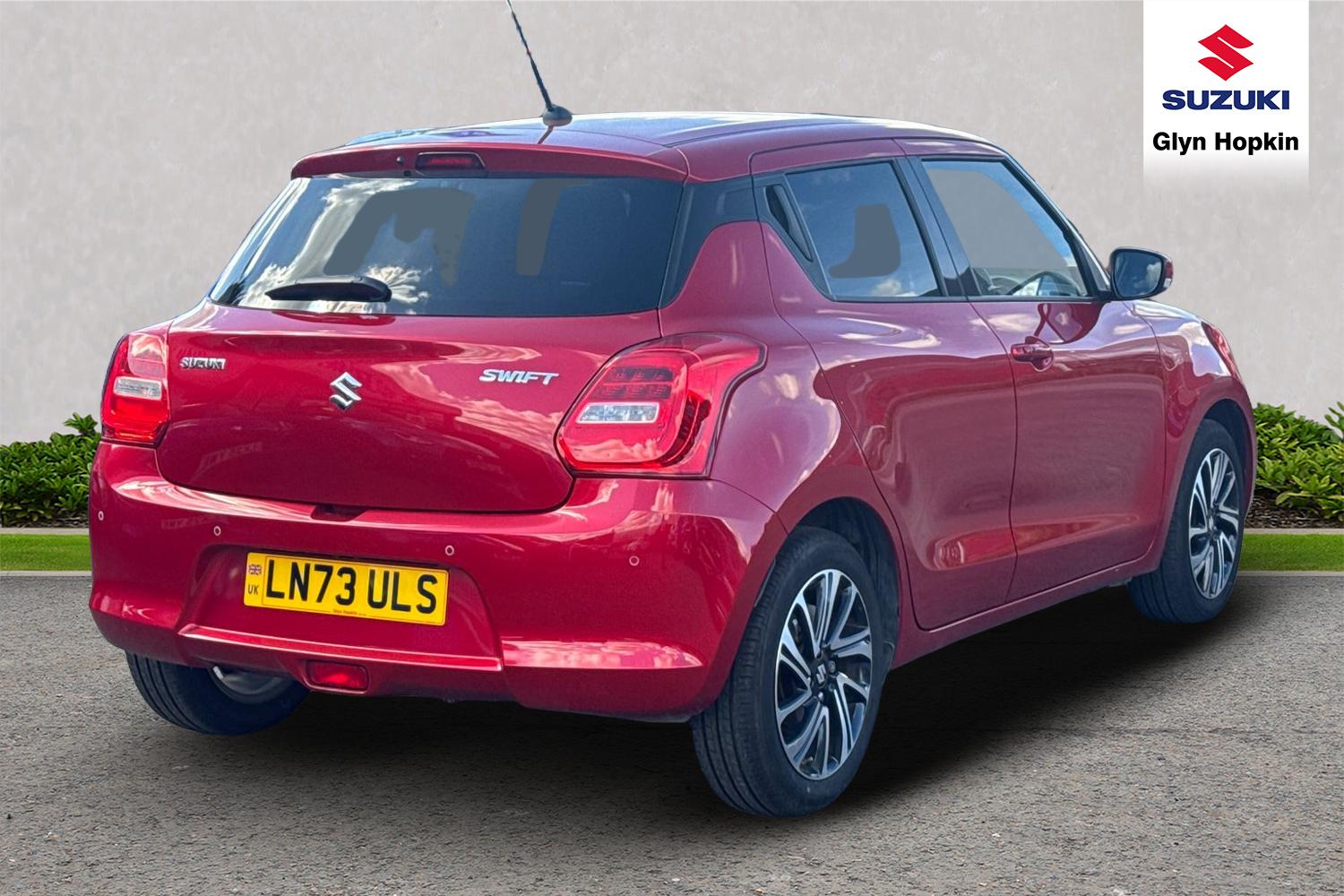 Used Suzuki Swift 2023 for sale - 76154851: Photo 3