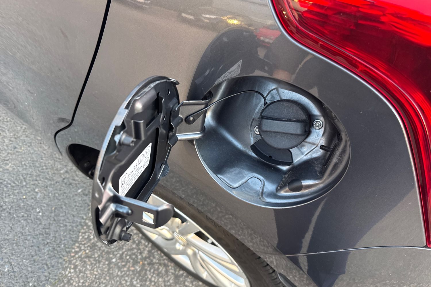 Used Suzuki Swift 2023 for sale - 76265482: Photo 33