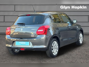 Used Suzuki Swift 2023 for sale - 76265482: Photo