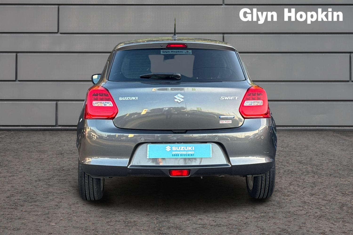 Used Suzuki Swift 2023 for sale - 76265482: Photo 4