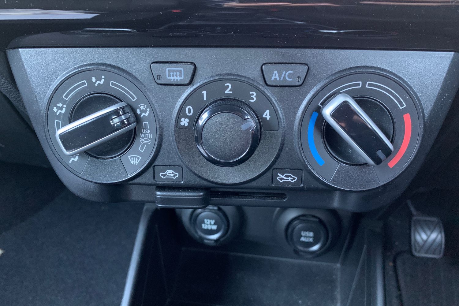 Used Suzuki Swift 2021 for sale - 77205577: Photo 15