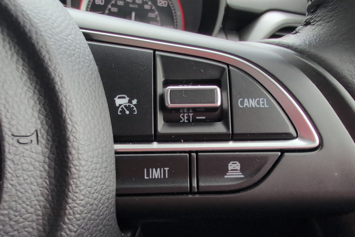 Used Suzuki Swift 2023 for sale - 77499687: Photo 22