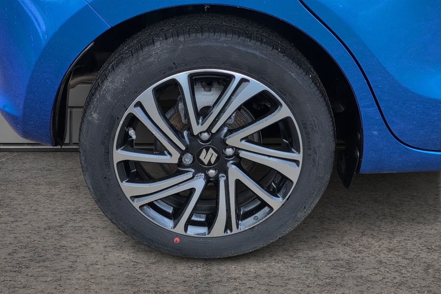 Used Suzuki Swift 2023 for sale - 77499687: Photo 9