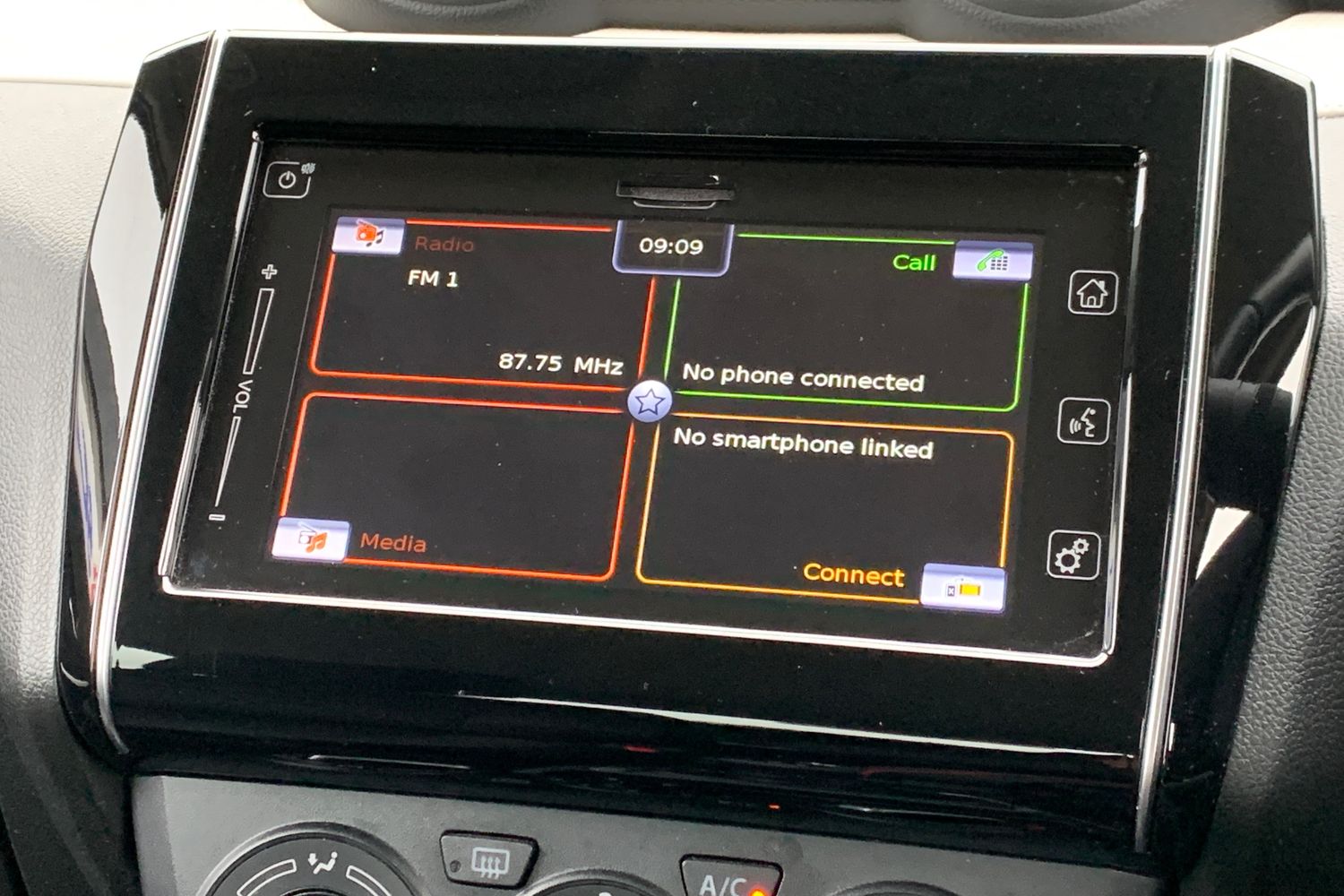 Used Suzuki Swift 2021 for sale - 76161416: Photo 17