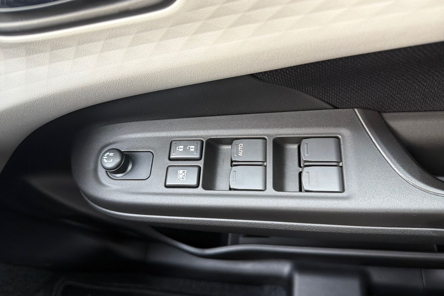 Used Suzuki Swift 2025 for sale - 77133960: Photo 16