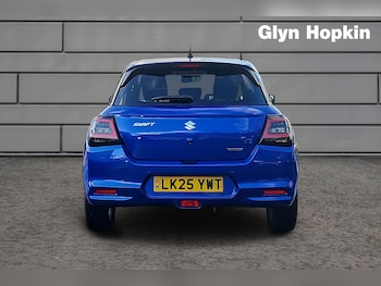 Used Suzuki Swift 2025 for sale - 77339381: Photo