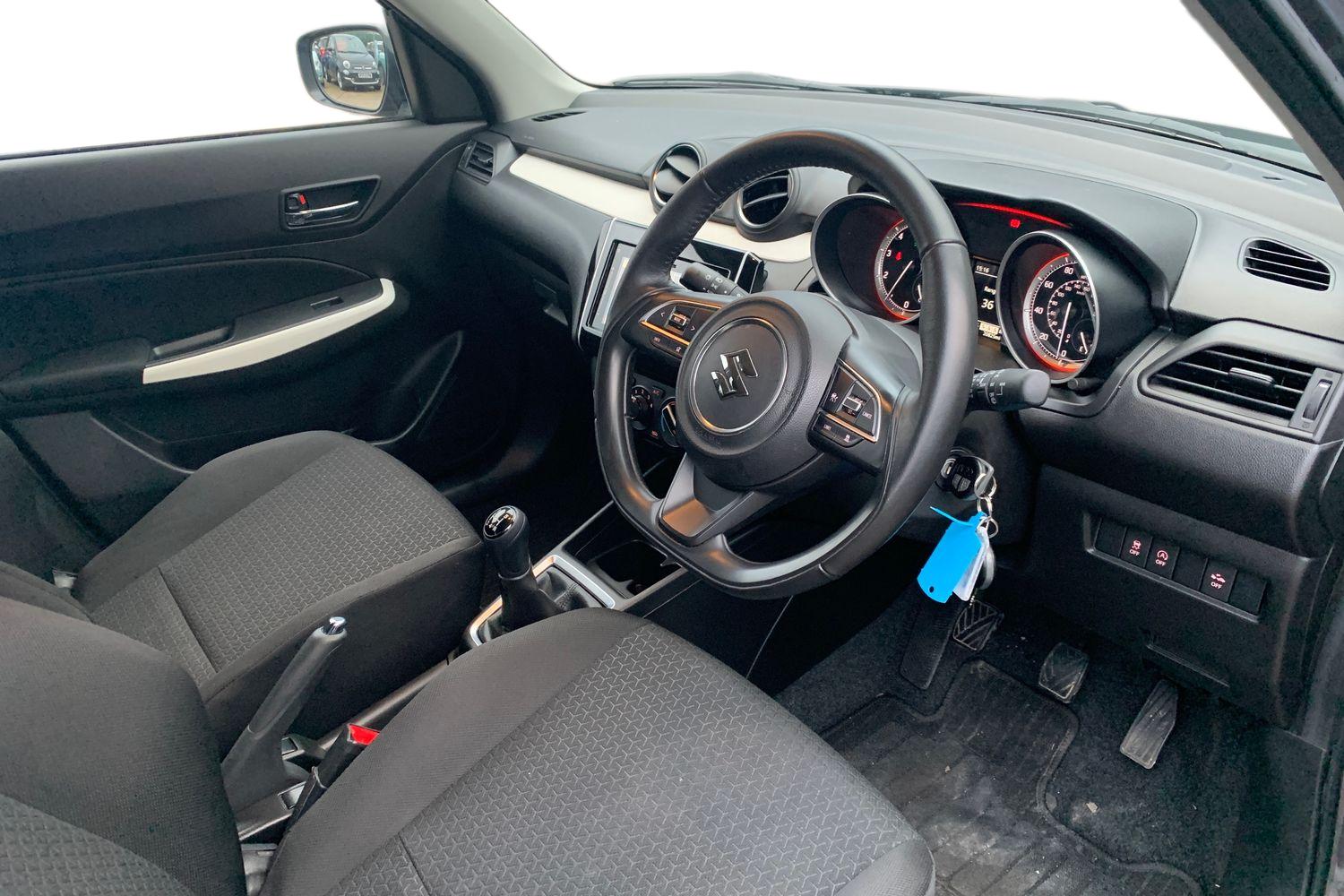 Used Suzuki Swift 2023 for sale - 76894762: Photo 10