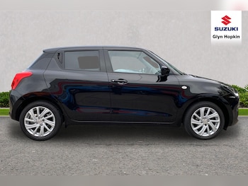 Used Suzuki Swift 2023 for sale - 76161239: Photo