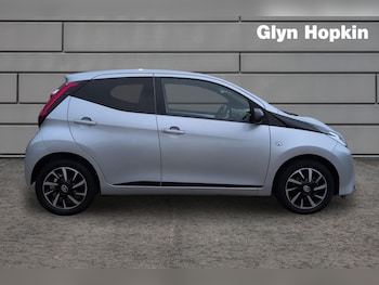Used Toyota AYGO 2021 for sale - 77660326: Photo