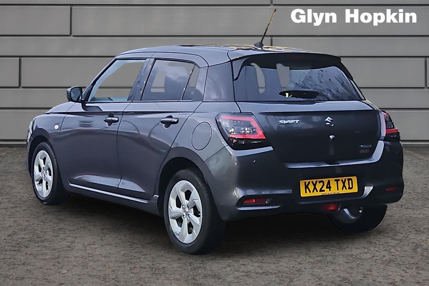 Used Suzuki Swift 2024 for sale - 78049835: Photo 5