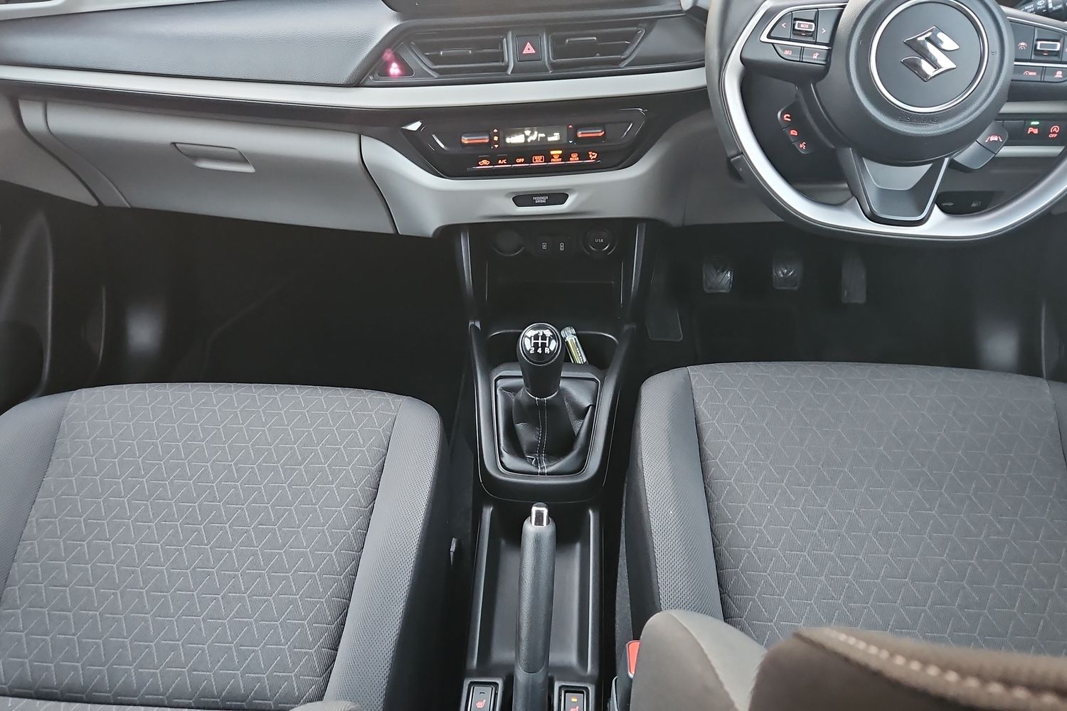 Used Suzuki Swift 2024 for sale - 77133859: Photo 14