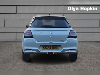 Used Suzuki Swift 2024 for sale - 77133859: Photo